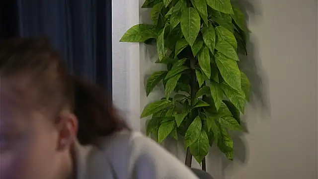 LasandraAlsup online show from April 7, 7:53 am