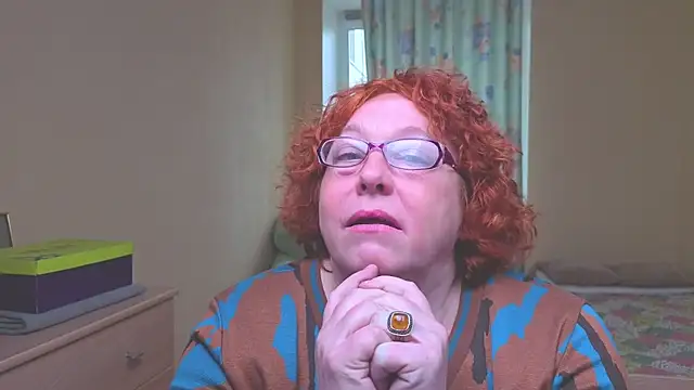 Snapshot of Fara_Flutte chatting on April 14, 7:47 am Fara Flutte online show from April 14, 7:47 am