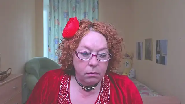 Fara Flutte online show from May 12, 5:04 am