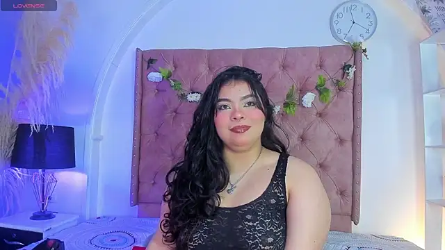 ROSELEI  online show from May 30, 8:22 am