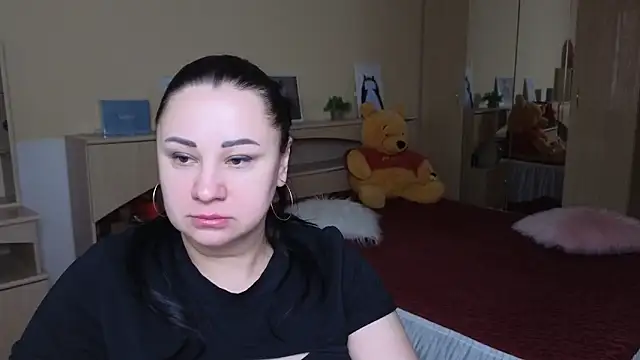 Snapshot of Mia_Misteryy chatting on April 16, 6:03 am Mia Misteryy online show from April 16, 6:03 am