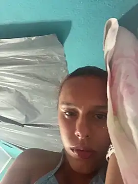 Snapshot of nandinharuivinha22 chatting on April 8, 5:57 pm nandinharuivinha22 online show from April 8, 5:57 pm