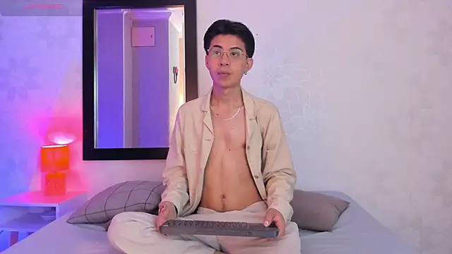 youn rider online show from May 29, 8:07 pm