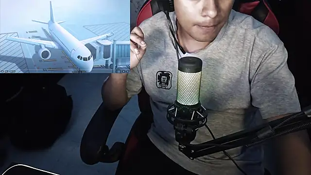 Snapshot of luiish chatting on April 7, 7:31 am luiish online show from April 7, 7:31 am