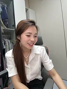 Mimiluv1234 online show from May 27, 5:10 pm