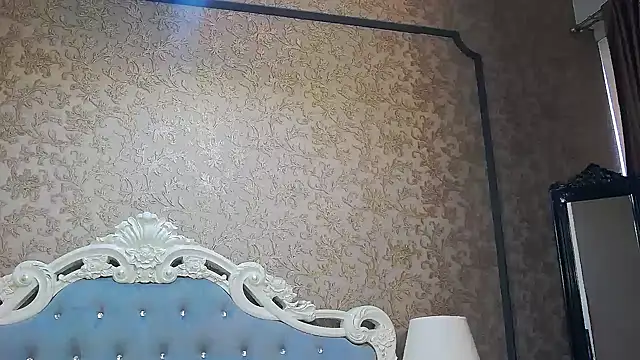 Ivy Quin online show from June 15, 5:09 am