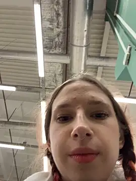 Snapshot of michelle_lovique chatting on April 9, 8:09 am michelle lovique online show from April 9, 8:09 am