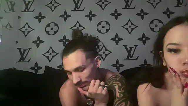 Snapshot of richardfinger chatting on April 7, 11:54 am richardfinger online show from April 7, 11:54 am