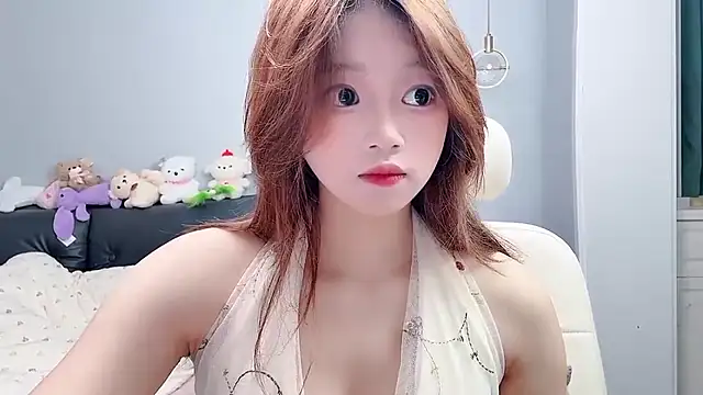 Lilababy00 online show from May 13, 2:53 am