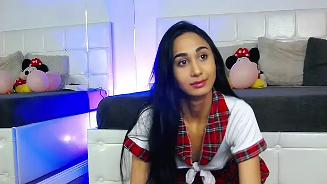 Snapshot of LexxyPlay chatting on April 9, 7:47 am LexxyPlay online show from April 9, 7:47 am