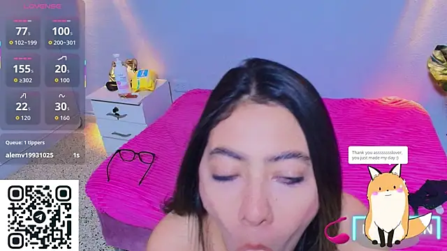 karla latin  online show from May 29, 1:58 am