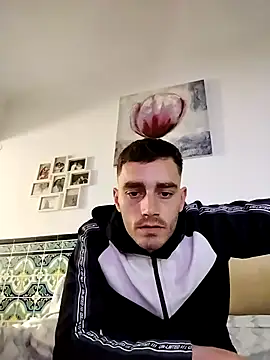 Snapshot of locuraypasion00 chatting on April 7, 1:22 pm locuraypasion00 online show from April 7, 1:22 pm