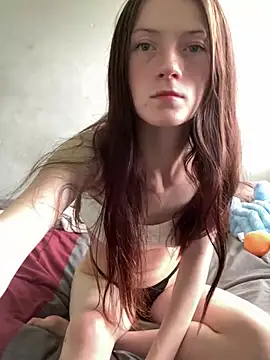 Munchkinbaby72318 online show from July 13, 9:06 pm