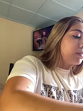  BellaSmith  online show from June 26, 4:33 pm