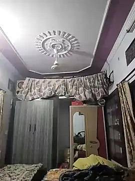 delhicouple50 online show from July 13, 5:27 pm