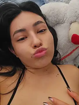 VioletRousee online show from July 12, 2:30 pm