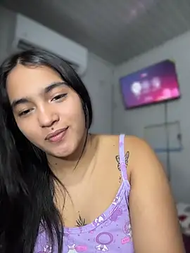 alanna22 online show from June 9, 1:01 pm