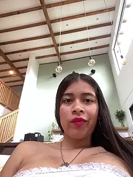 Snapshot of Kloe_zaf chatting on April 9, 9:42 pm Kloe zaf online show from April 9, 9:42 pm