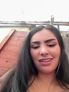 Snapshot of Kloe_zaf chatting on April 16, 9:39 pm Kloe zaf online show from April 16, 9:39 pm