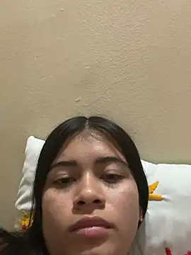 Snapshot of Kloe_zaf chatting on May 9, 7:02 am Kloe zaf online show from May 9, 7:02 am