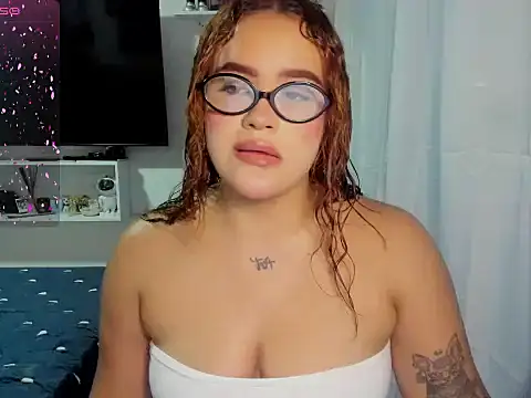 Sabrina Darkness online show from July 23, 12:57 am
