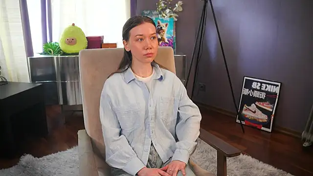 LottieFett online show from April 8, 6:46 am