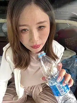 qin205205 online show from July 19, 2:48 am