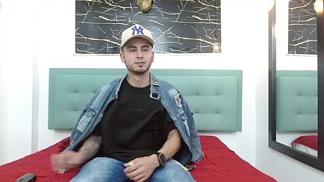 PowerLustX online show from May 18, 3:35 am
