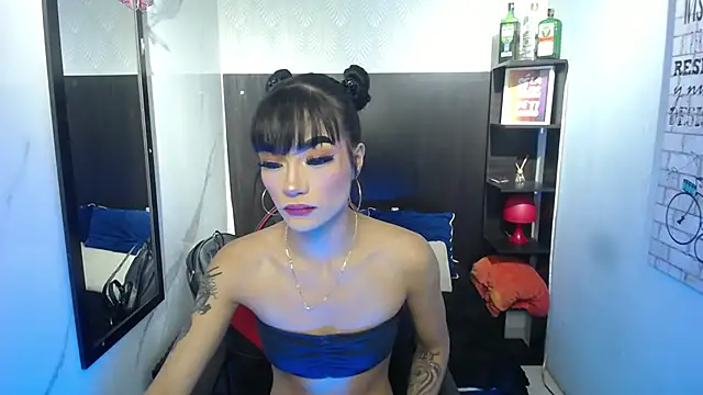 m o r i t a online show from May 27, 7:55 pm