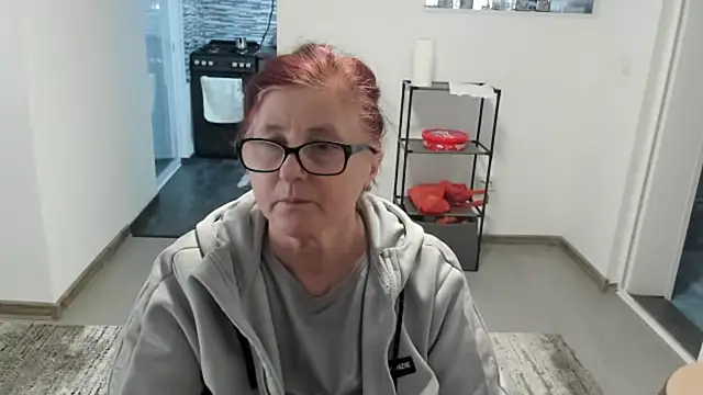 Snapshot of CatherineRowe chatting on January 17, 11:49 am CatherineRowe online show from January 17, 11:49 am