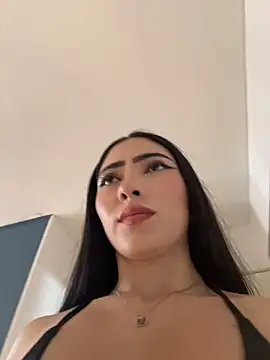 AMBERBUNNY  online show from May 3, 1:50 pm