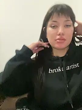 cherryxxox online show from June 15, 8:27 am