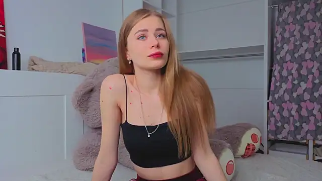 cute mey  online show from May 6, 7:13 am