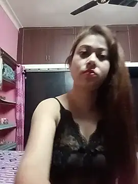 Snapshot of Hot_Soniya_08 chatting on June 19, 1:59 pm Hot Soniya 08 online show from June 19, 1:59 pm