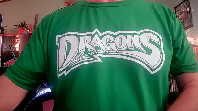 Snapshot of ilundercover chatting on April 11, 11:47 am ilundercover online show from April 11, 11:47 am