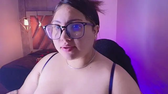 Dreamboo   online show from May 6, 11:48 am