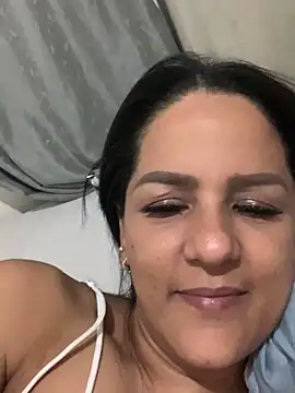 Snapshot of tyraba chatting on April 21, 6:52 am tyraba online show from April 21, 6:52 am