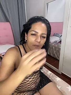 Snapshot of tyraba chatting on May 30, 4:09 am tyraba online show from May 30, 4:09 am