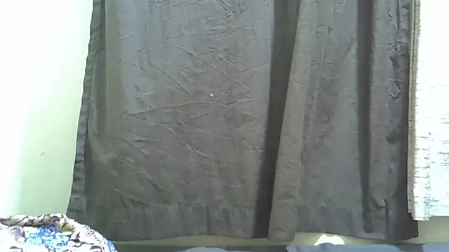 Snapshot of Tirries_Baddie chatting on April 14, 12:27 am Tirries Baddie online show from April 14, 12:27 am