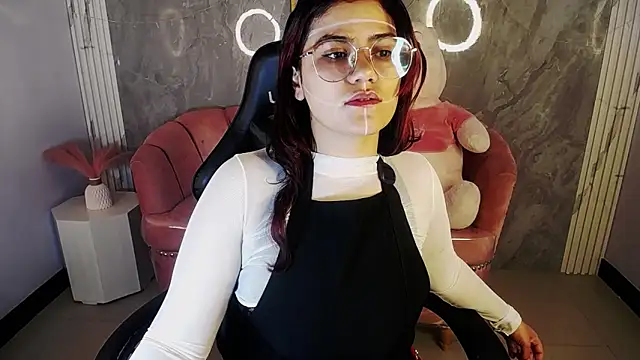 Scarlett jhonson ch online show from May 14, 12:34 pm