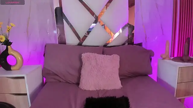 sweett sophie1 online show from April 29, 10:27 pm
