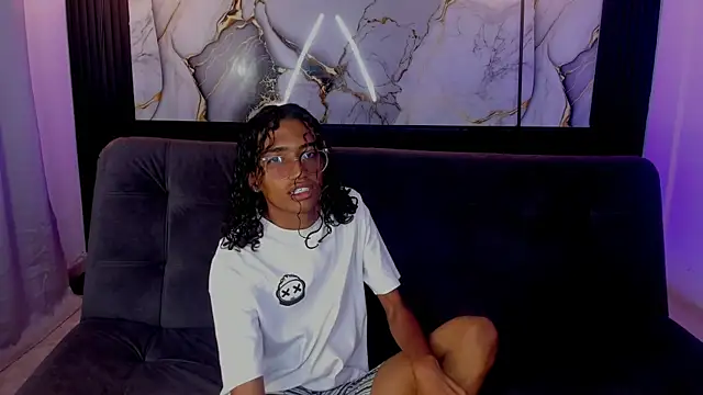 triiangel latinboy online show from May 31, 12:56 pm
