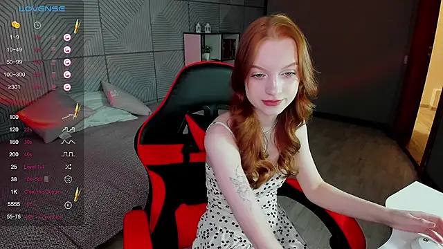 Snapshot of SherryKelly chatting on April 11, 12:59 am SherryKelly online show from April 11, 12:59 am