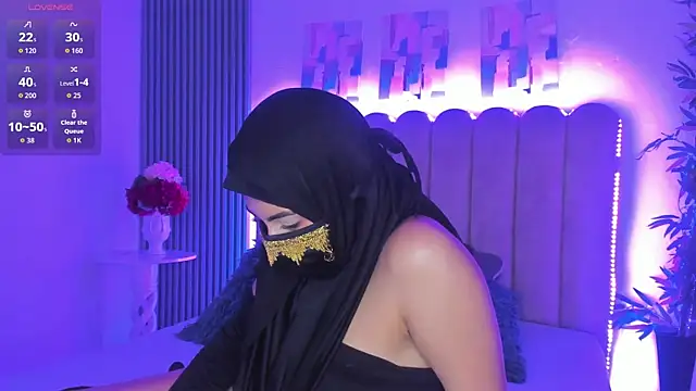 Snapshot of Layla_amirah chatting on May 8, 2:39 am Layla amirah online show from May 8, 2:39 am