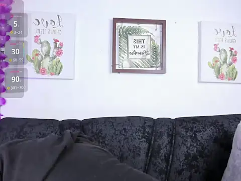 haly smif online show from April 9, 2:00 pm