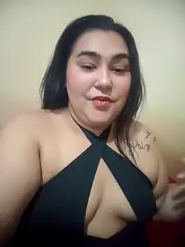 Snapshot of HannaeNegao chatting on April 14, 1:22 am HannaeNegao online show from April 14, 1:22 am