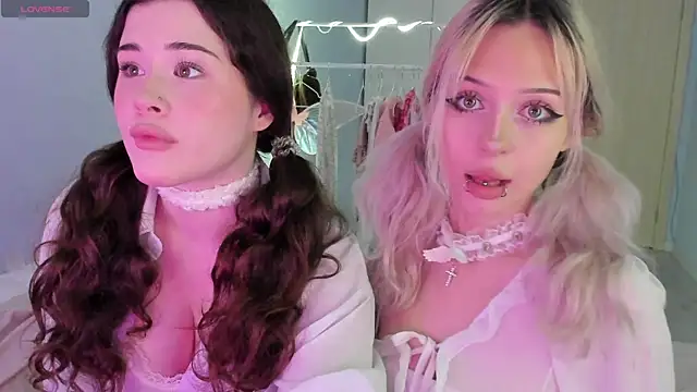 ChloeBlisss online show from July 3, 8:54 am