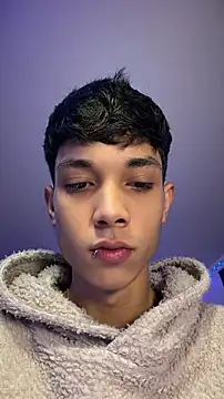 RoughDiamond  online show from April 15, 11:49 pm