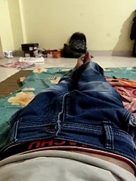 Snapshot of _younger_couples_ chatting on April 11, 10:03 pm younger couples online show from April 11, 10:03 pm