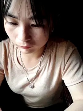 Snapshot of Maianly chatting on April 10, 2:39 am Maianly online show from April 10, 2:39 am